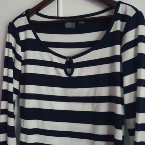 New York & Company Tops - New York & Co., Black / White Key Hole Top
